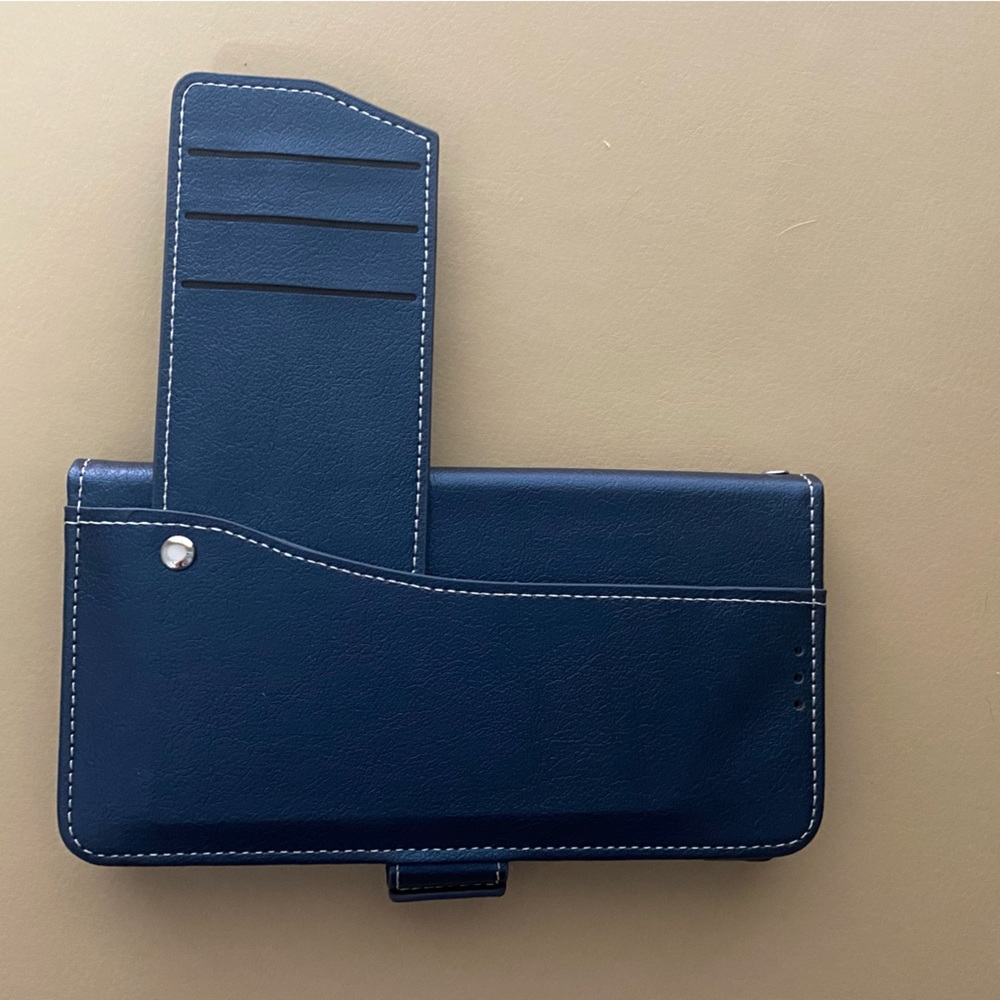 NWT- iPhone case + wallet - Picture 1 of 8